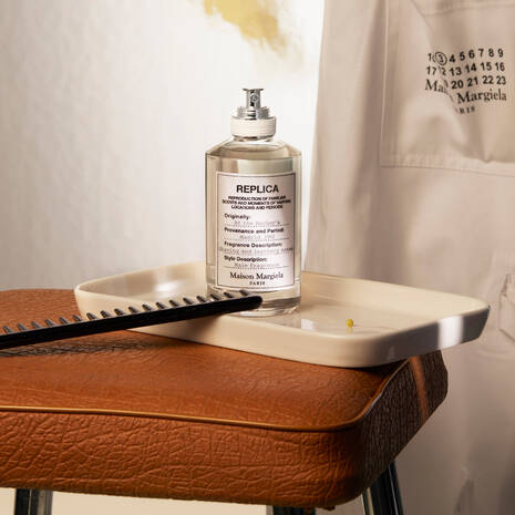 Maison Margiela Replica At The Barber's EDT | My Perfume Shop