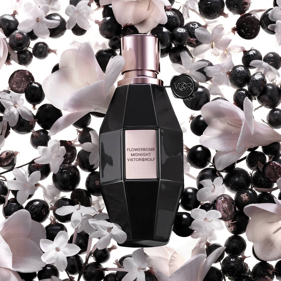 Viktor & Rolf Flowerbomb Midnight EDP | My Perfume Shop